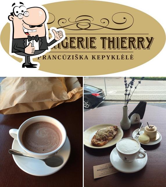 Взгляните на фото кафе "Boulangerie Thierry"