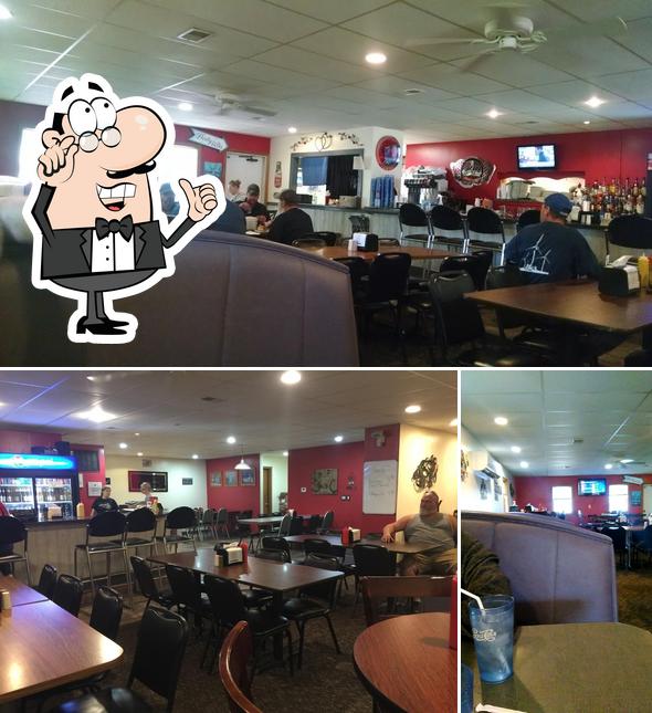 Leland Bar & Grill in Leland Restaurant menu and reviews