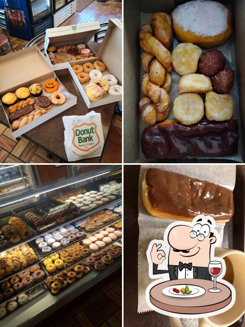 Donut Bank, 5 N Green River Rd in Evansville - Restaurant menu and reviews