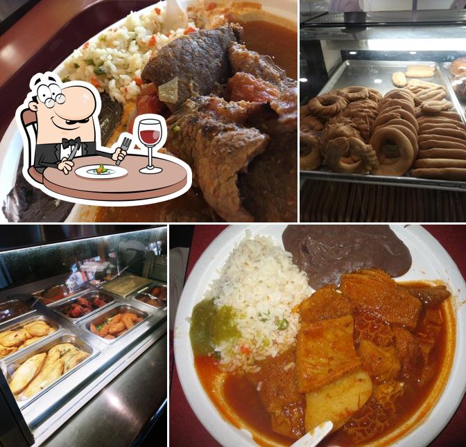 Guatemalteca Bakery, 4770 Santa Monica Blvd in Los Angeles Restaurant