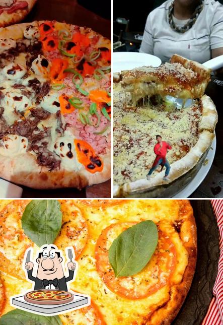 Experimente pizza no Chicago's Pizza