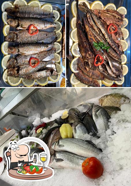 Попробуйте блюда с морепродуктами в "Fish for friends"