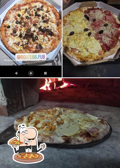 Experimente pizza no Route 66 Food e Drinks