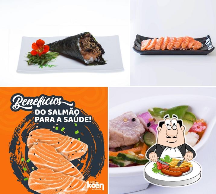 Platos en Koên Temakeria