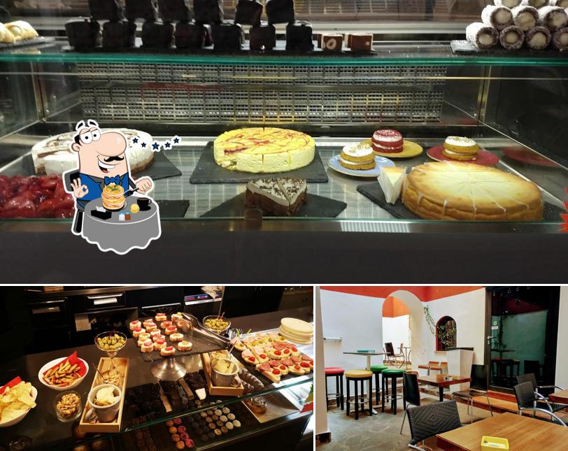 La foto di cibo e interni da Art&Chocolate Gallery Café