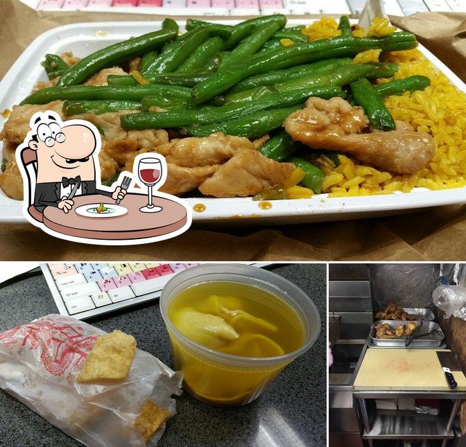Bamboo Kitchen in Westbury Restaurant menu and reviews