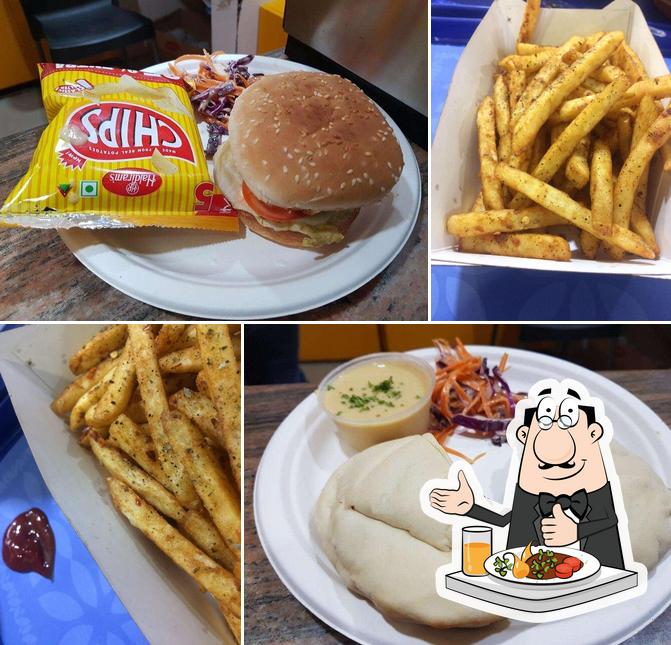 Meals at CAFE PLUS