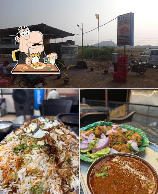 The restaurant's food and exterior