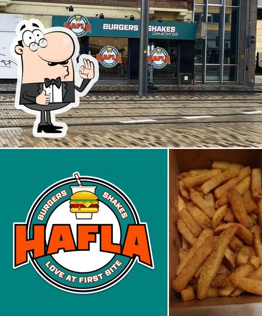 Regarder l'image de Hafla Burgers & Shakes