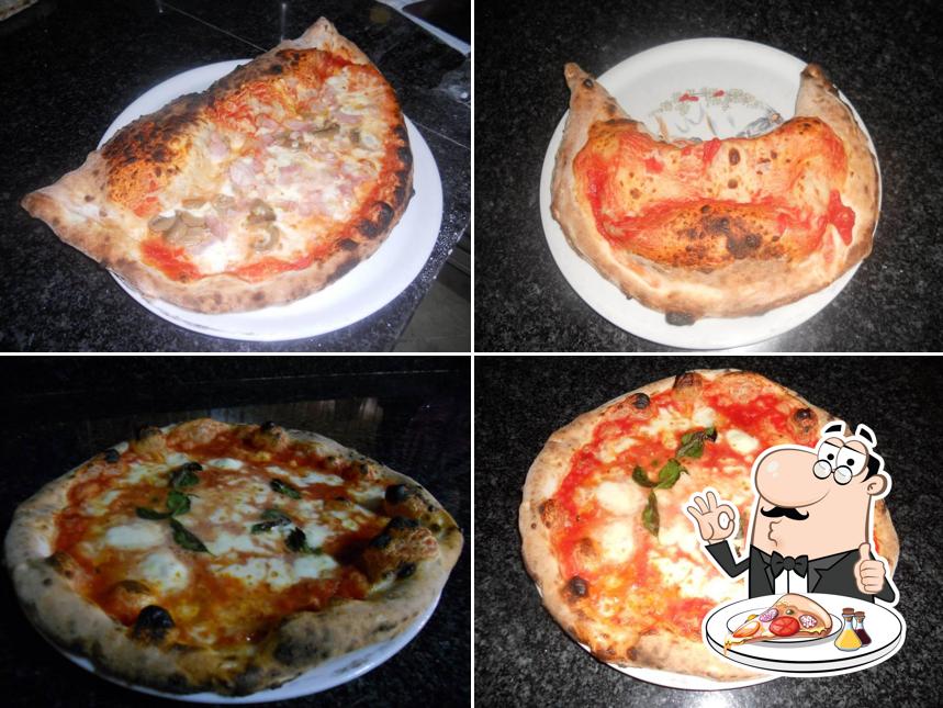 Ordina tra le svariate varianti di pizza