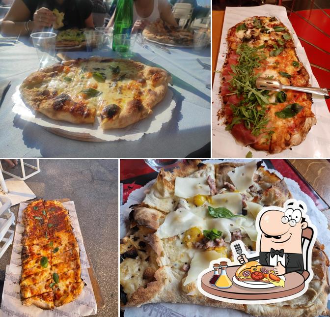 A Pummarola 'Ncoppa, puoi provare una bella pizza