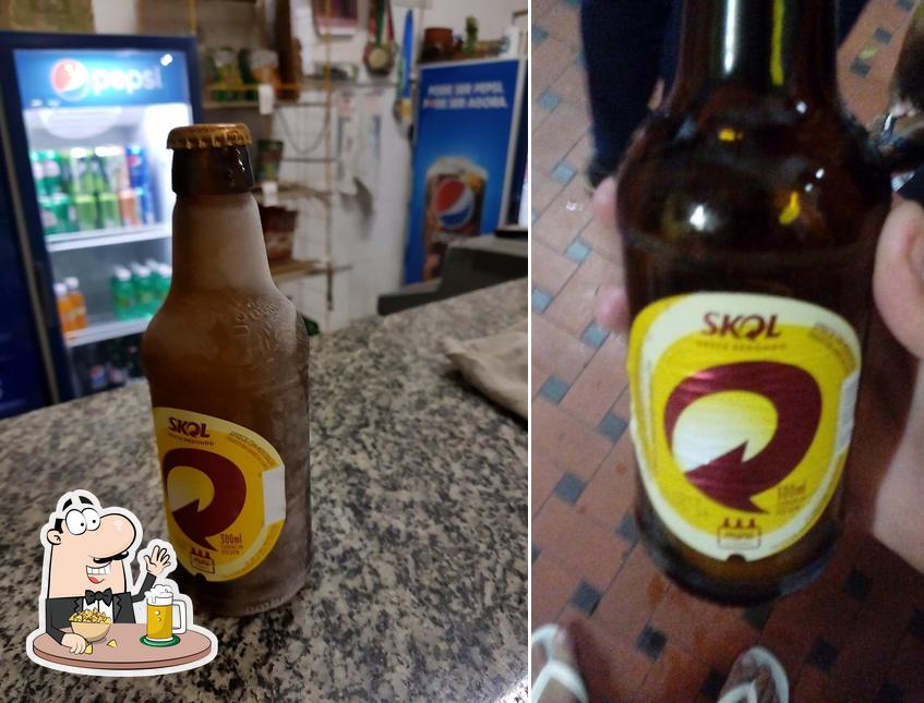 Você pode tomar uma tulipa de cerveja leve ou escura