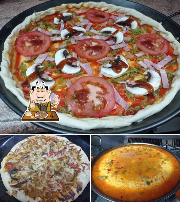 Elige una pizza en Mesón El Yunque