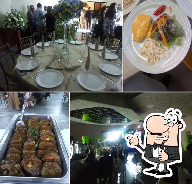 See the photo of Banquetes&servicios El Cuchi