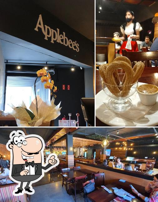 O interior do Restaurante e Bar Applebee's Atibaia