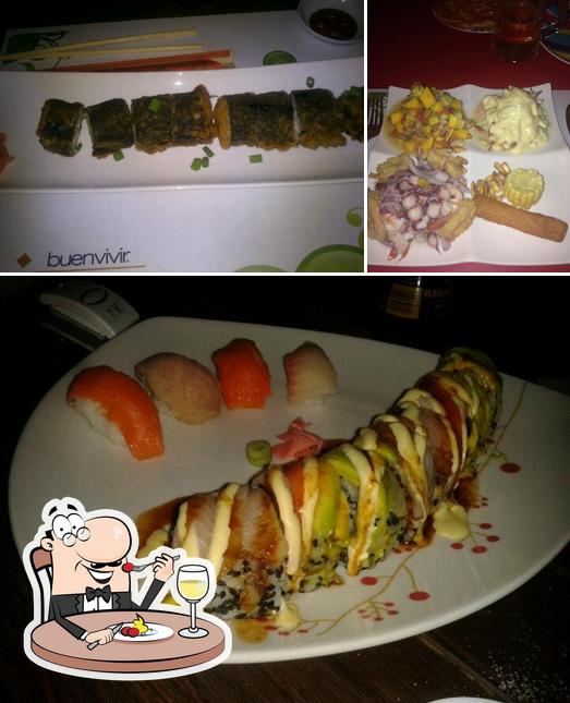 Еда в "Umi Sushi & Ceviche"