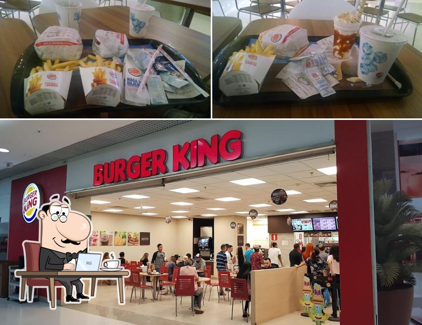 Entre diversos coisas, interior e bebida podem ser encontrados no Burger King