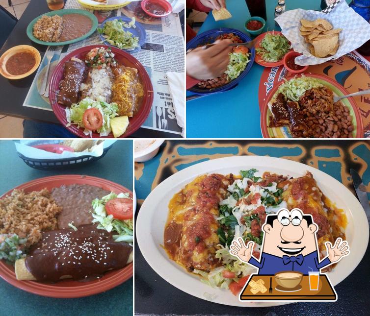 Food at Enchiladas Ole