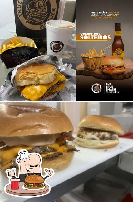 Os hambúrgueres do True Smash Burguer irão satisfazer diferentes gostos