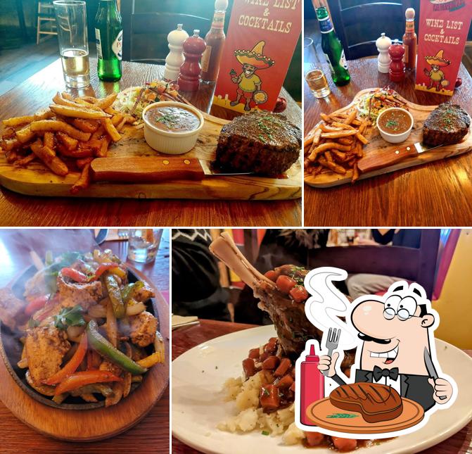 La Parrilla Mexican Tapas Bar & Grill, 5658 Lark Ln in Liverpool