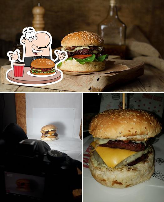 Na Brasa Burger House oferece uma escolha de opções para os amantes dos hambúrgueres