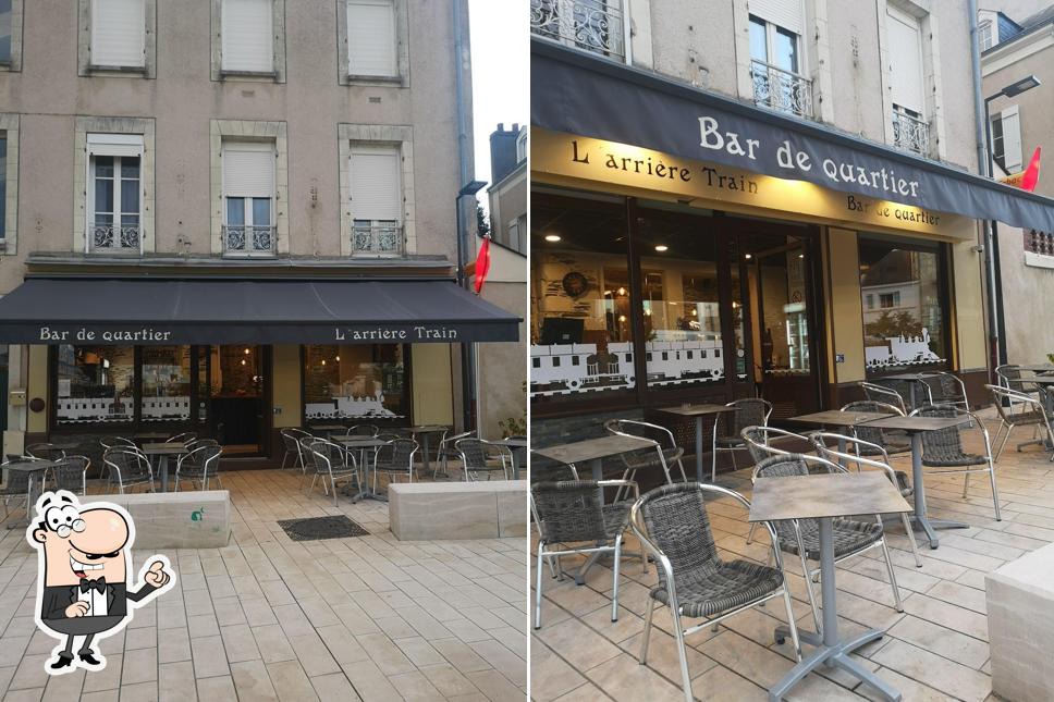 L'intérieur de Bar Tabac L' arrière Train