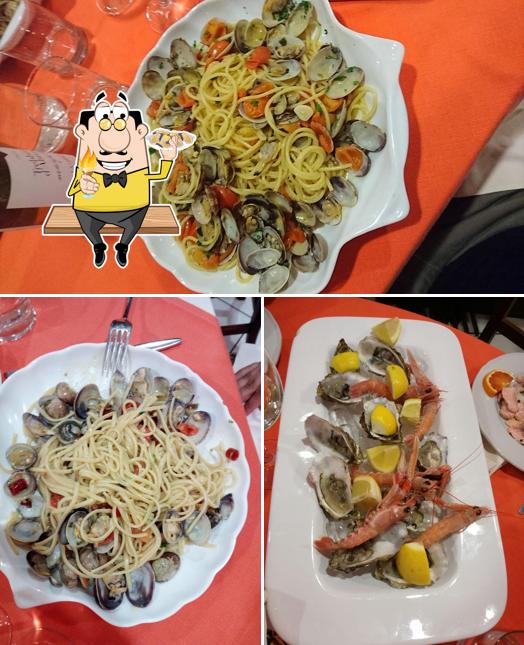 Ordina la cucina di mare a La Fiamma ristorante/pizzeria