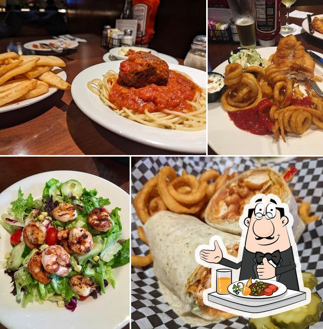 Meals at Chelo's Hometown Bar & Grille