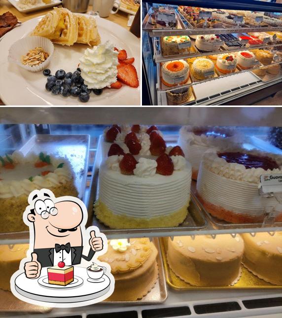 Liliha Bakery Pearl Highlands in Pearl City Restaurant menu and reviews