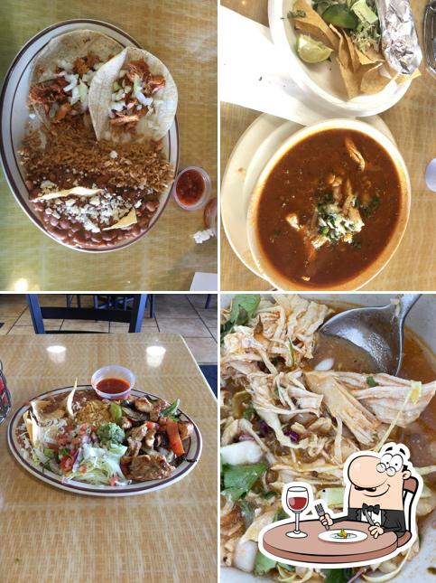Food at Roman’s Mexi-Cali Grill