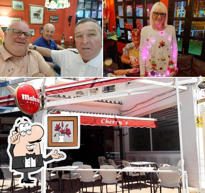 Cherry's Bar in Benalmádena Restaurant reviews