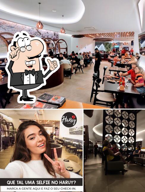 O interior do Haruy Sushi