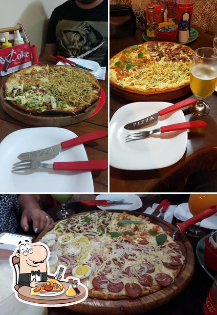 Peça pizza no Muito + Queijo Pizzaria & Pastelaria