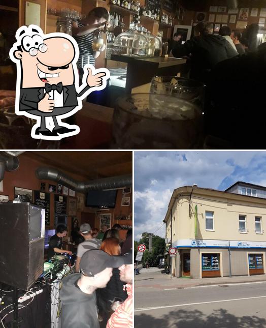 Взгляните на снимок паба и бара "Koruna - Snack Bar"