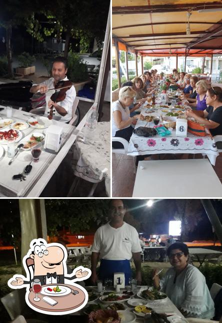 Это фото ресторана "Balıkçı Eşref Usta'nın Yeri"