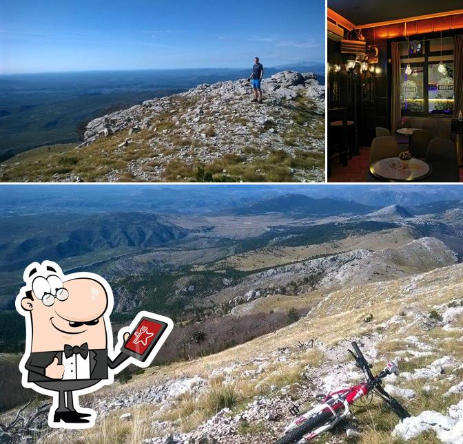 La immagine di esterno e tavolo da pranzo da Caffe BoomBar