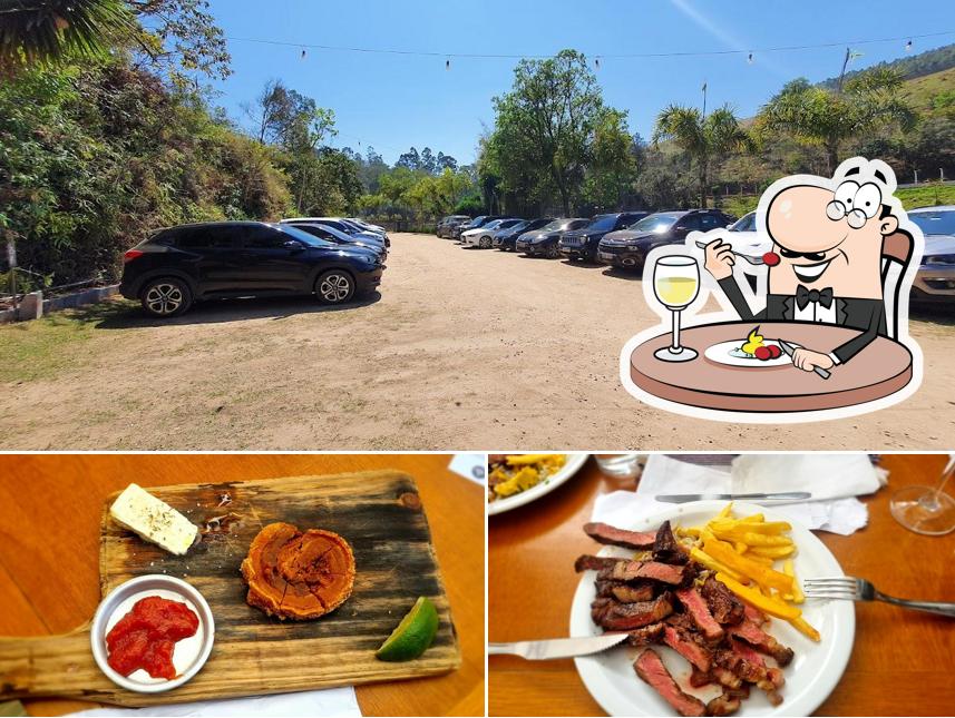 Comida em Restaurante Terra Nova - Cozinha Rústica