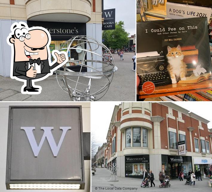 Look at the pic of Waterstones