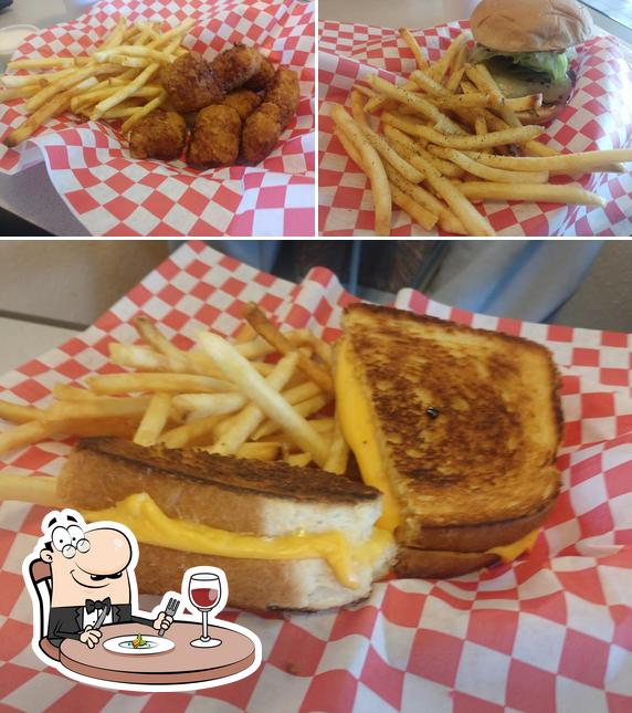 Crystal's Cafe in Wenden Restaurant reviews