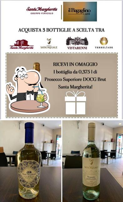 Prenditi un drink dal menu