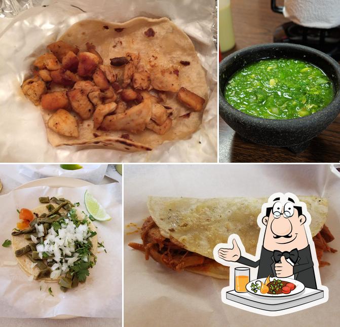 Tacos La Bala, 5800 Bellaire Blvd in Houston Restaurant menu and reviews