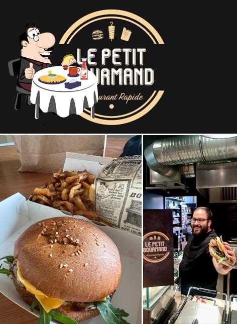 Commandez un hamburger à LE PETITE GOURMAND