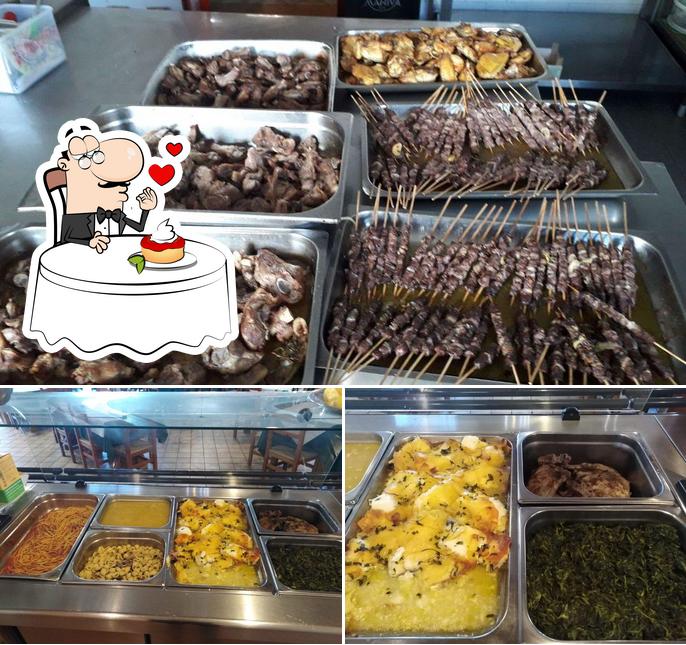 Il Casello ristorante pizzeria self service serve un'ampia selezione di dolci