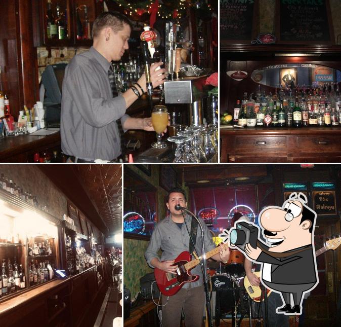 The Famous Bar in St. Louis Restaurant menu and reviews