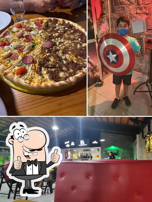 Look at this photo of Marvel Pizzaria