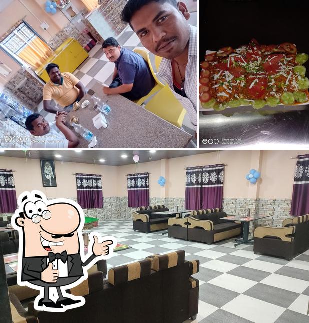 Mauli pure veg family restaurant/breakfast
