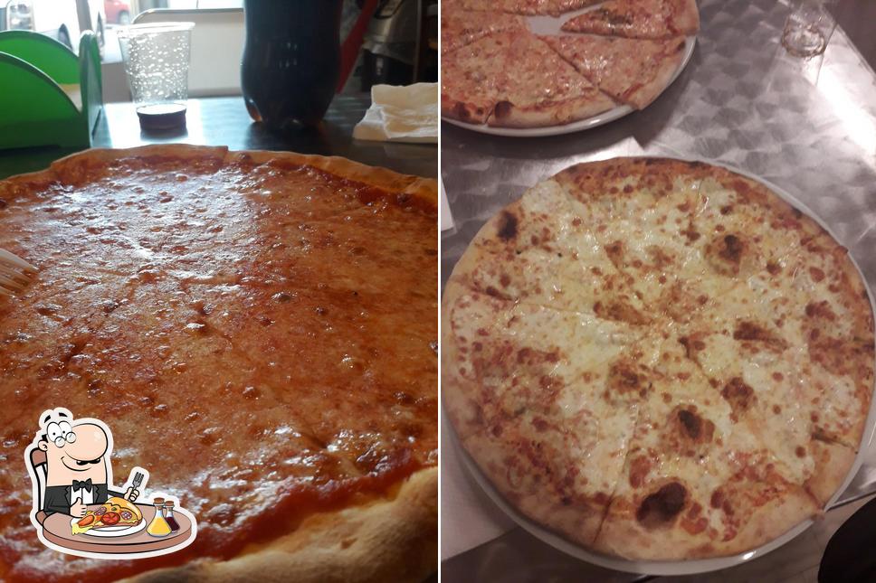 Ordina tra le molte varianti di pizza