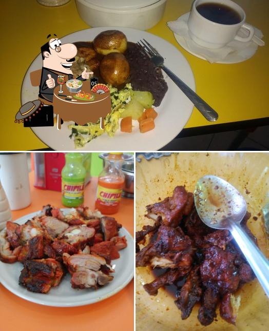 Restaurante El Pollo Gigante, Comalcalco, Bougambilia 117 Opiniones del restaurante