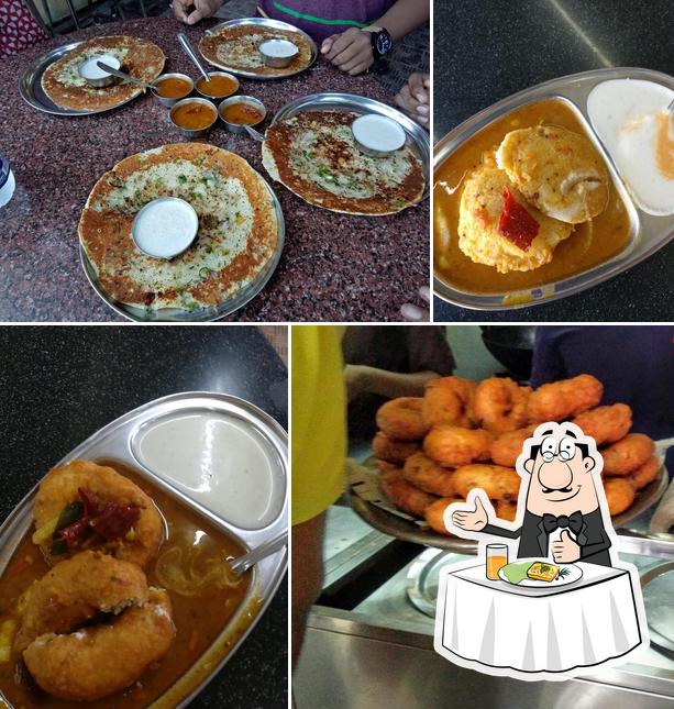 Food at Surya Dakshin Idli Center