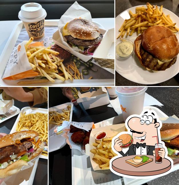 Las hamburguesas de Max Burgers las disfrutan distintos paladares